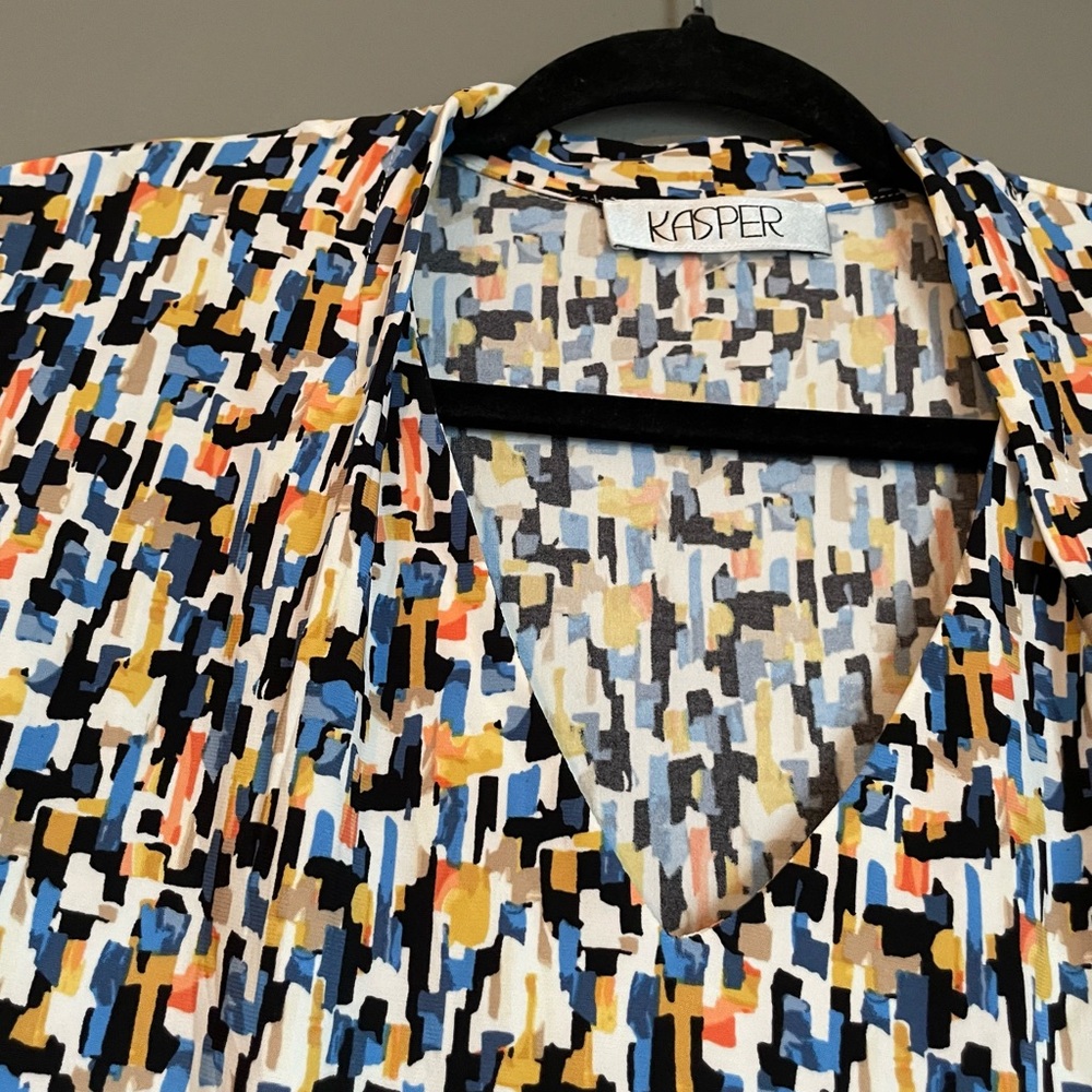 NWT Kasper Sz 1X Womens Blue Orange Pixel Pattern Stretch Dress Shirt Blouse!! - Picture 3 of 9